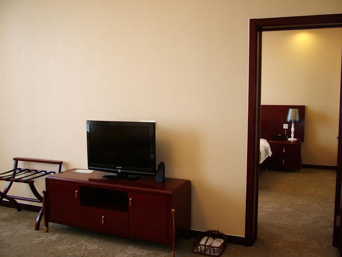Fuxing Oriental Boutique Hotel Chifeng Bilik gambar